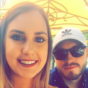 Meet your Posher, Sabrina